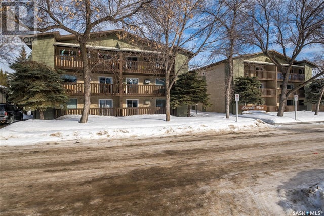 105 42 27th STREET E - Prince Albert Apartment for Sale, 2 Bedrooms (SK996253)