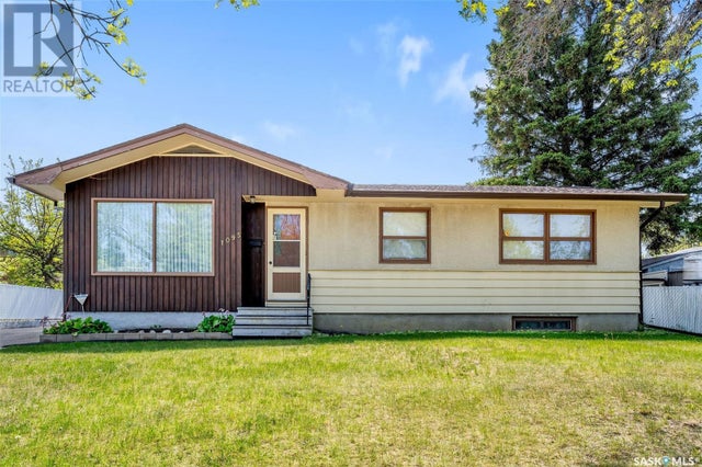 1095 Bradshaw PLACE - Prince Albert House for Sale, 3 Bedrooms (SK007414)