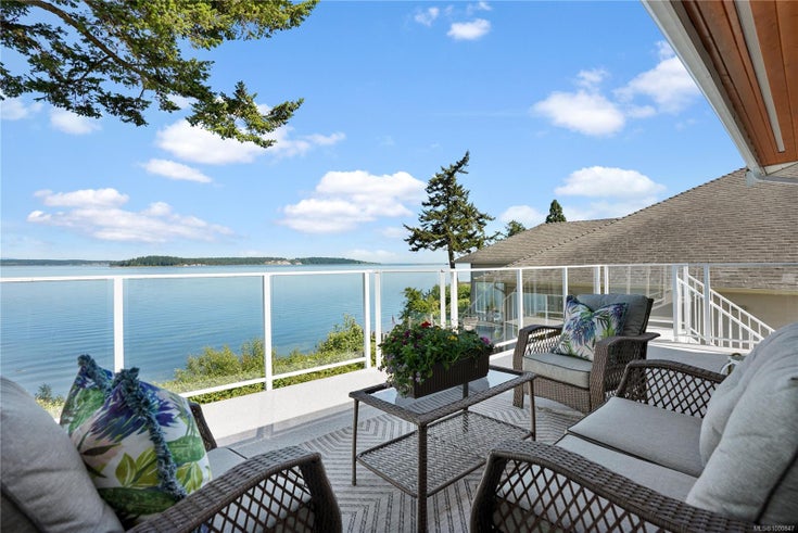 8693 Lochside Dr - NS Bazan Bay Single Family Residence, 3 Bedrooms (1000847)