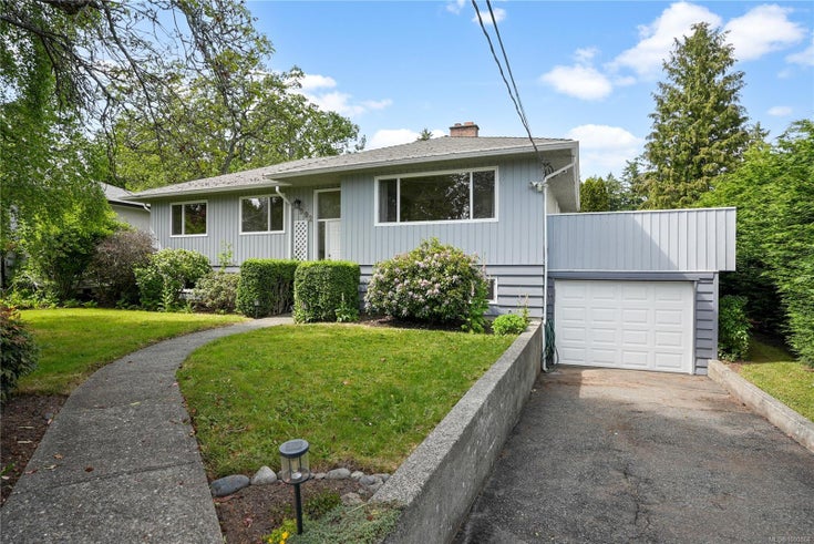 992 Ambassador Ave - SE Lake Hill Single Family Residence, 4 Bedrooms (1000884)