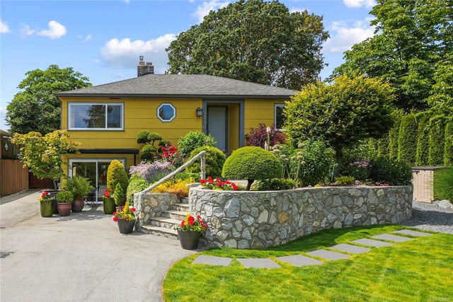 2890 Inlet Ave - SW Gorge Single Family Residence for Sale, 4 Bedrooms (1004056)