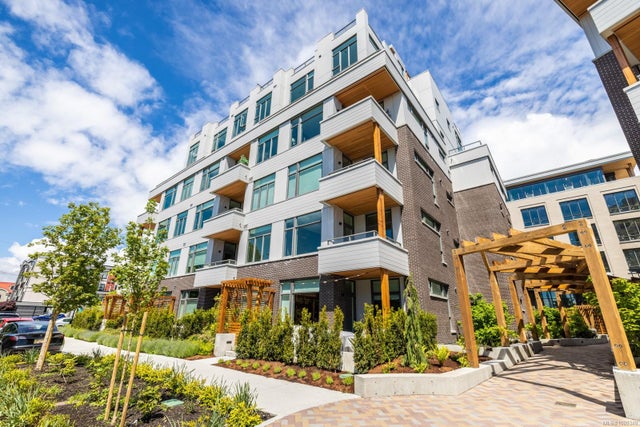 105 - 501 Park Pl - Es Saxe Point Condo Apartment for Sale, 2 Bedrooms (1009349)