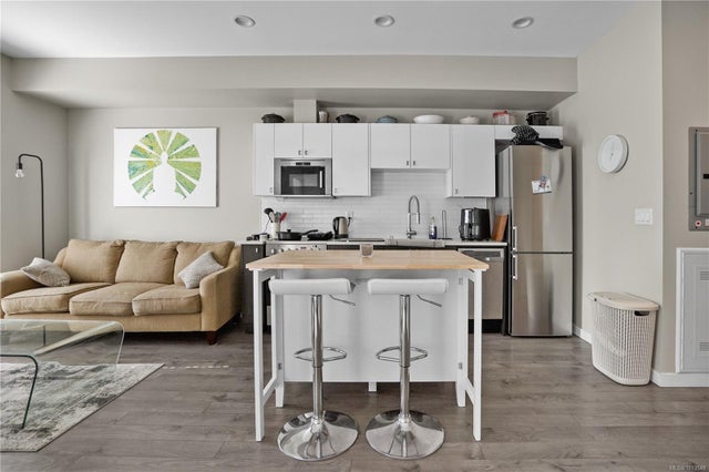 201 - 767 Tyee Rd - VW Victoria West Condo Apartment for Sale(1013548)