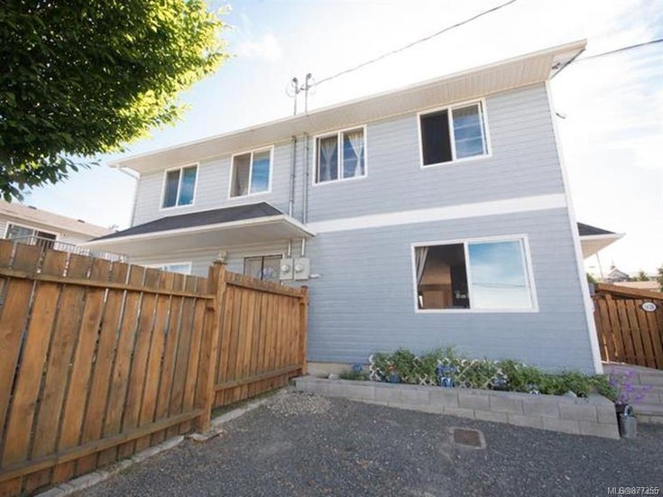 1628 Roberts St - Du Crofton Half Duplex, 2 Bedrooms (877355)