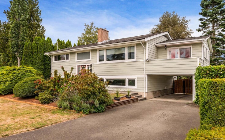 831 Wharncliffe Rd - Du East Duncan Single Family Residence for Sale, 4 Bedrooms (1011667)