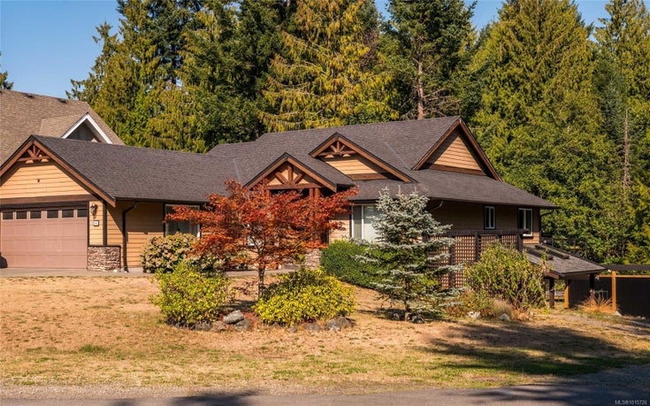 2602 Treit Rd - ML Shawnigan Single Family Residence for Sale, 5 Bedrooms (1015726)