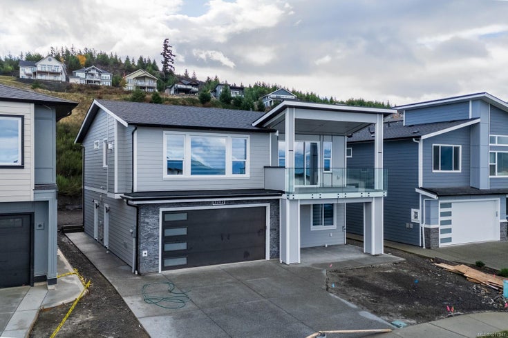 3202 Woodrush Dr - Du East Duncan Single Family Residence for Sale, 5 Bedrooms (1017947)