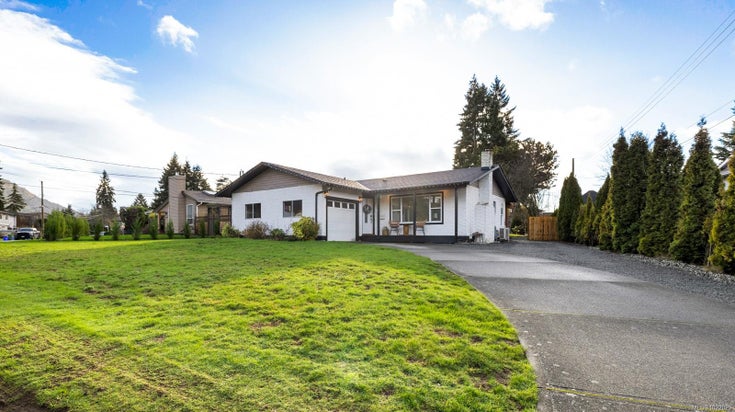 1912 Frances St - Du East Duncan Single Family Residence for Sale, 2 Bedrooms (1022029)