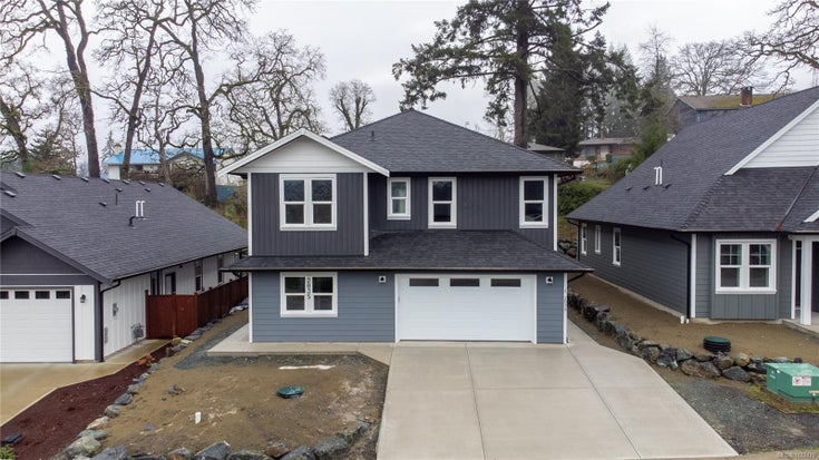 2035 Oakhill Pl - Du East Duncan Single Family Residence for Sale, 6 Bedrooms (1022479)