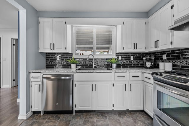 8 - 33951 Marshall Road - Central Abbotsford Townhouse for Sale, 3 Bedrooms (R2978870)
