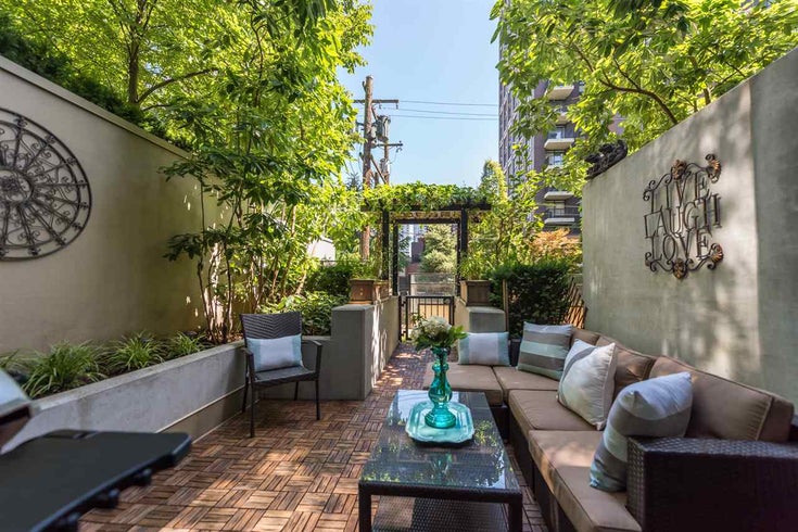 TH103 - 1088 Richards Street Vancouver BC V6B 0J8 Canada - Yaletown Townhouse for Sale, 1 Bedroom 