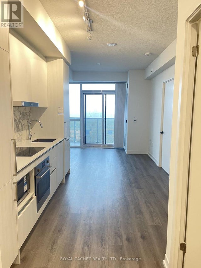 2805 - 225 COMMERCE STREET Vaughan (Vaughan Corporate Centre), Ontario L4K0R1 - Vaughan Corporate Centre Condo Apartment for Rent, 11 Bedrooms (N12171404)