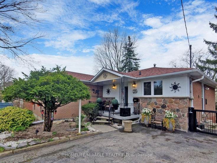 86 Coral Gable Drive E Humbermede,Toronto, ON - Humbermede Detached, 3 Bedrooms 