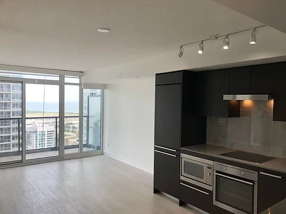 70 Queens Wharf Rd #3015, Toronto, ON M5V 0J2 - Waterfront Communities C1 Co-op Apartment, 1 Bedroom 
