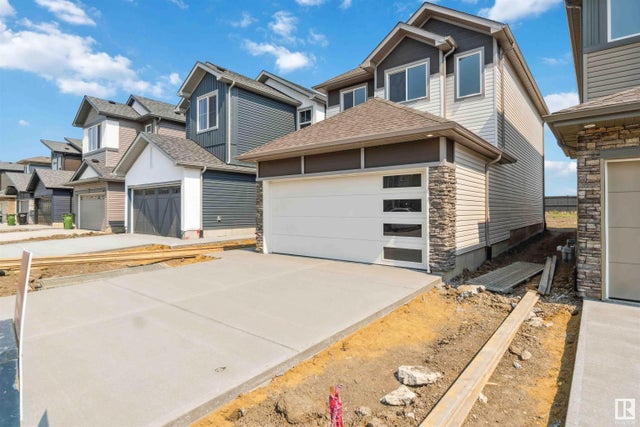 4672 177 AV NW Edmonton, Alberta T2T1E6 - Cy Becker Detached for Sale, 4 Bedrooms (E4441327)