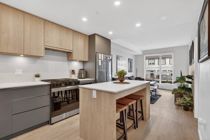 212 - 6585 195a Street - Clayton Apartment/Condo for Sale, 1 Bedroom (R3082704)