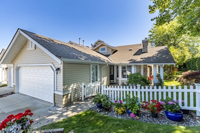 27 - 6488 168 Street - Cloverdale BC Townhouse for Sale, 3 Bedrooms (R3027491)