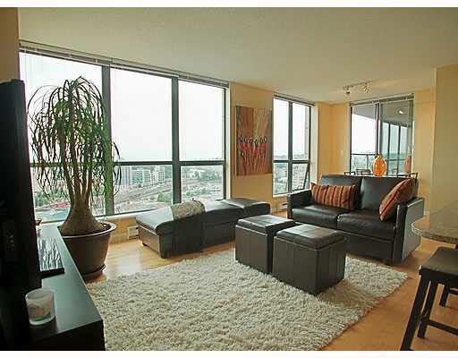 2002 850 Royal Avenue - Downtown NW Apartment/Condo(V729033)
