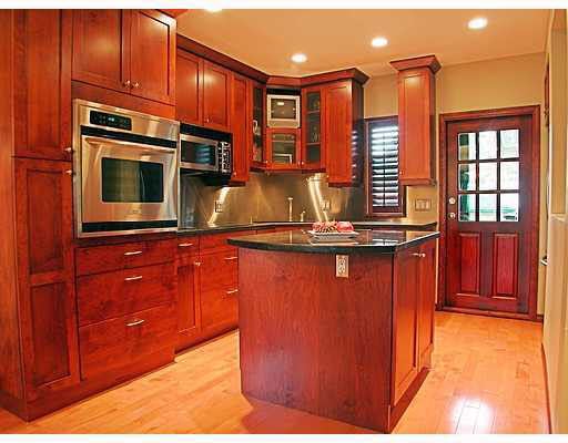 1365 Park Drive - South Granville Single Family Residence(V733711)