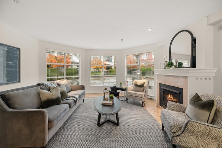 105 - 5 Renaissance Square - Quay Apartment/Condo for Sale, 3 Bedrooms (R3067306)