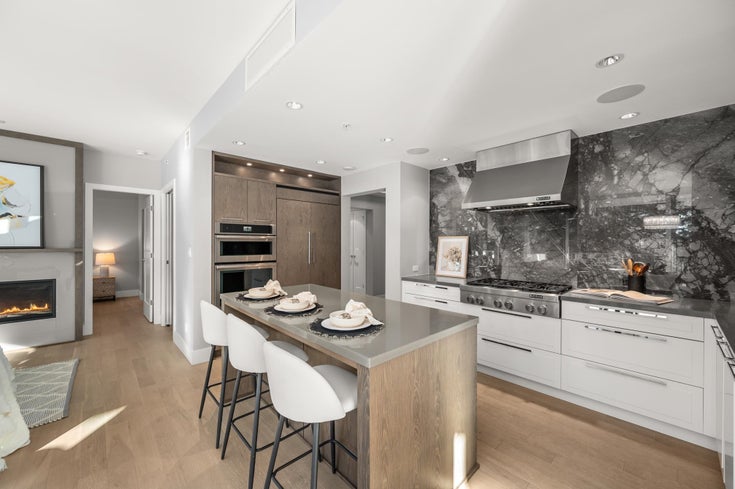 305 - 1501 Vidal Street - White Rock Apartment/Condo for Sale, 2 Bedrooms (R2966479)