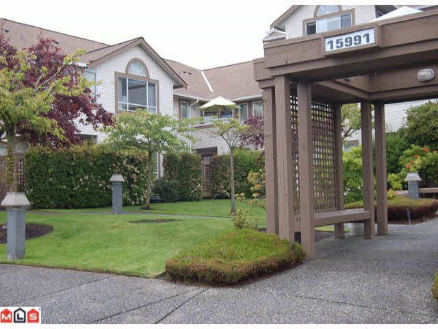 303 15991 Thrift Avenue - White Rock Apartment/Condo, 2 Bedrooms (F1017001)