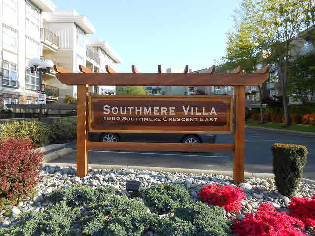 4 1860 E Southmere Crescent - Sunnyside Park Surrey Apartment/Condo, 1 Bedroom (F1411621)