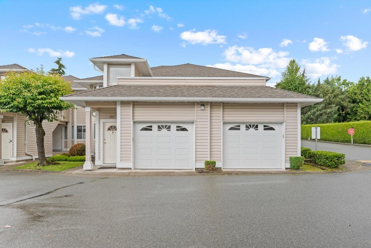 201 9310 King George Boulevard - Bear Creek Green Timbers TWNHS, 3 Bedrooms (R2895296)
