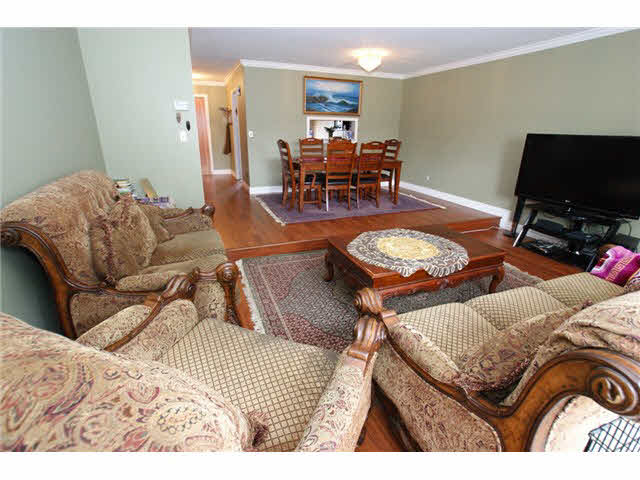 2 13937 70th Avenue - East Newton TWNHS, 3 Bedrooms (F1414442)