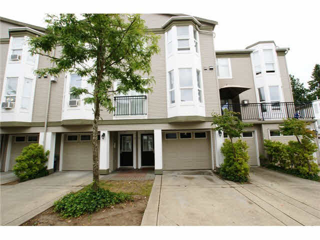 25 9559 130a Street - Queen Mary Park Surrey TWNHS, 3 Bedrooms (F1319756)