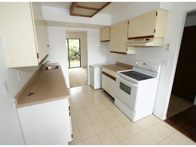13 13990 74th Avenue - East Newton TWNHS, 3 Bedrooms (F1228192)