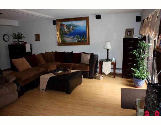 194 13897 74th Avenue - East Newton TWNHS, 3 Bedrooms (F2916850)