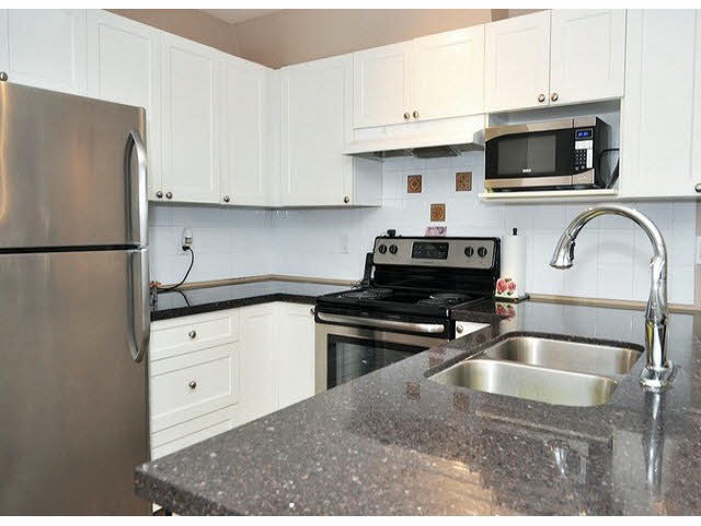 48 6533 121st Street - West Newton TWNHS, 3 Bedrooms (F1428147)