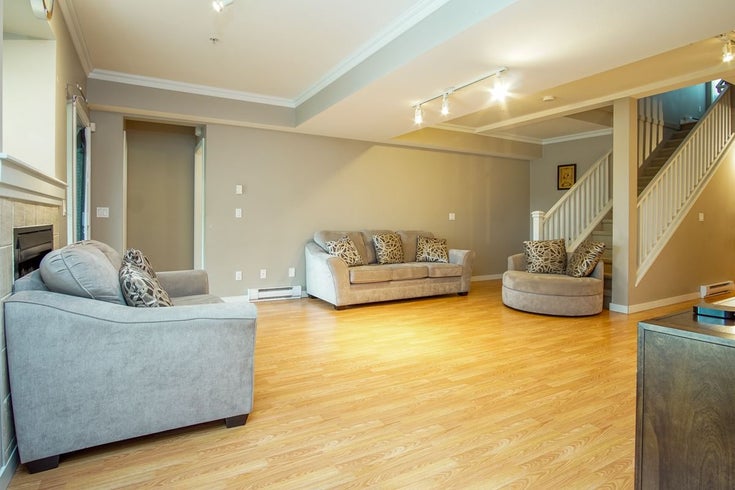 187 12040 68 Avenue - West Newton TWNHS, 2 Bedrooms (R2178463)