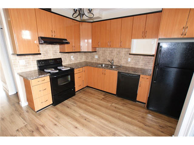 10 12585 72nd Avenue - West Newton TWNHS, 3 Bedrooms (F1320575)
