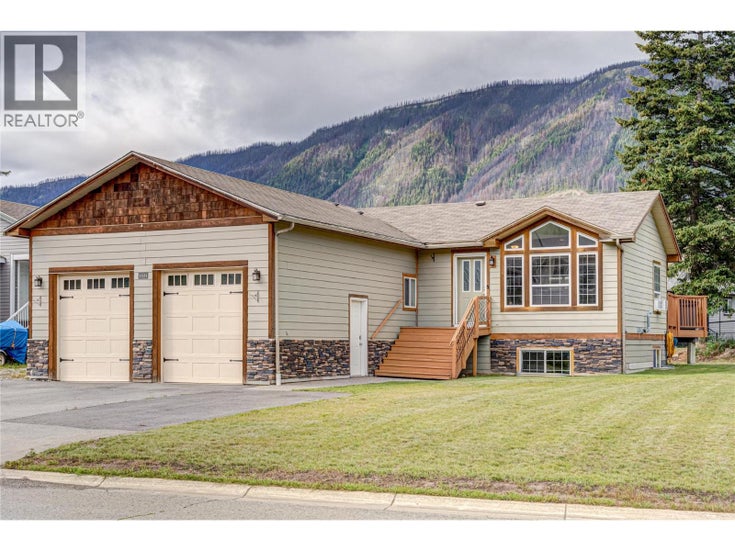 1321 WHITEWOOD Crescent - Sparwood Manufactured Home for Sale, 4 Bedrooms (10359194)