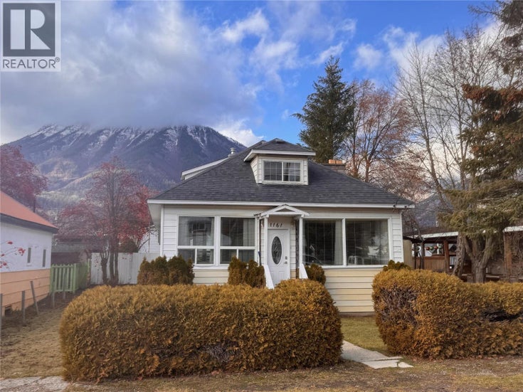 1161 4th Avenue - Fernie House for Sale, 3 Bedrooms (10369105)