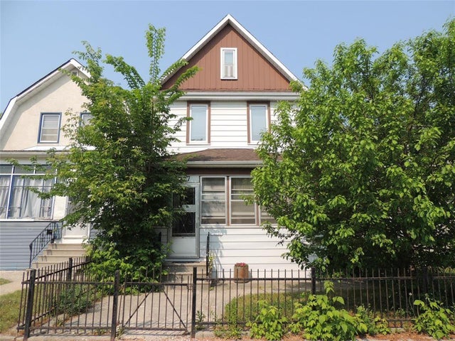 227 Des Meurons Street - Winnipeg House for Sale, 4 Bedrooms (202514067)