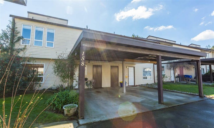 158 2844 273 Street - Aldergrove Langley Townhouse, 4 Bedrooms (R2049372)