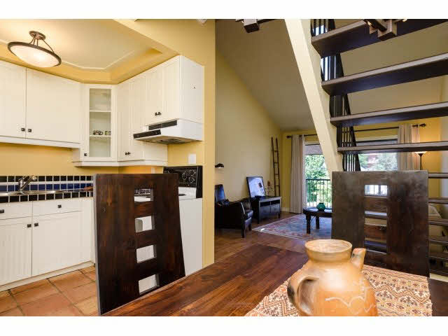 306 803 Queens Avenue - Uptown NW Apartment/Condo, 2 Bedrooms (V1142161)