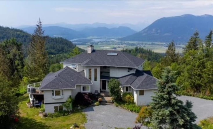 37777 Taggart Road - Sumas Mountain House with Acreage, 3 Bedrooms (R2891325)