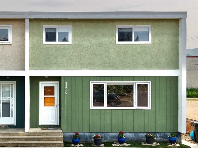 9515 89 Avenue  - Downtown Semi Detached (Half Duplex) for Sale, 3 Bedrooms (A2229965)