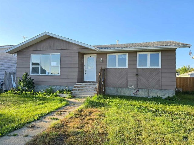 612 9th Street  - Other Detached for Sale, 3 Bedrooms (A2253624)