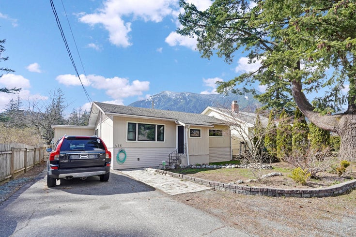 416 3RD AVENUE - Hope Single Family Residence, 4 Bedrooms (R2766275)