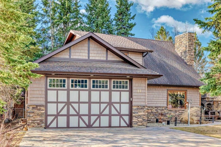 11 Hummingbird Lane  - Other Detached, 3 Bedrooms (A2211888)