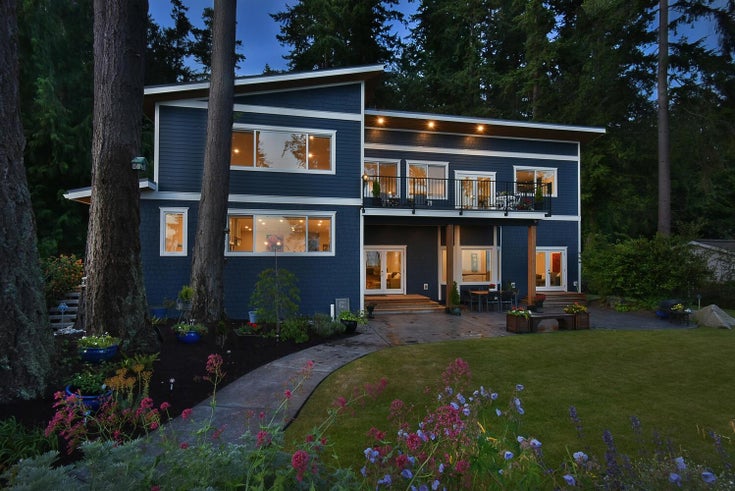 1590 Ocean Beach Esplanade - Gibsons & Area Single Family Residence for Sale, 4 Bedrooms (R3085993)