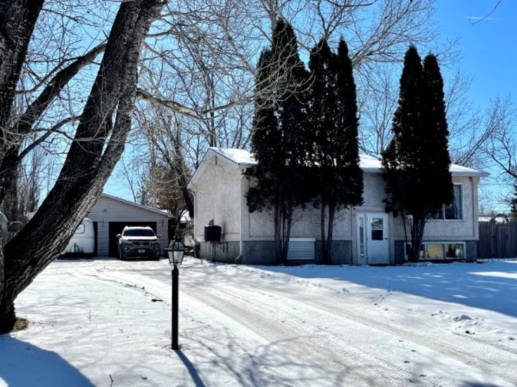 9 Gerald Street - Kenora House