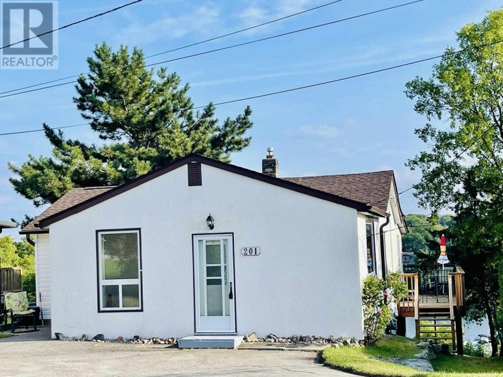 201 Government RD - Keewatin for Sale, 2 Bedrooms (TB252269)
