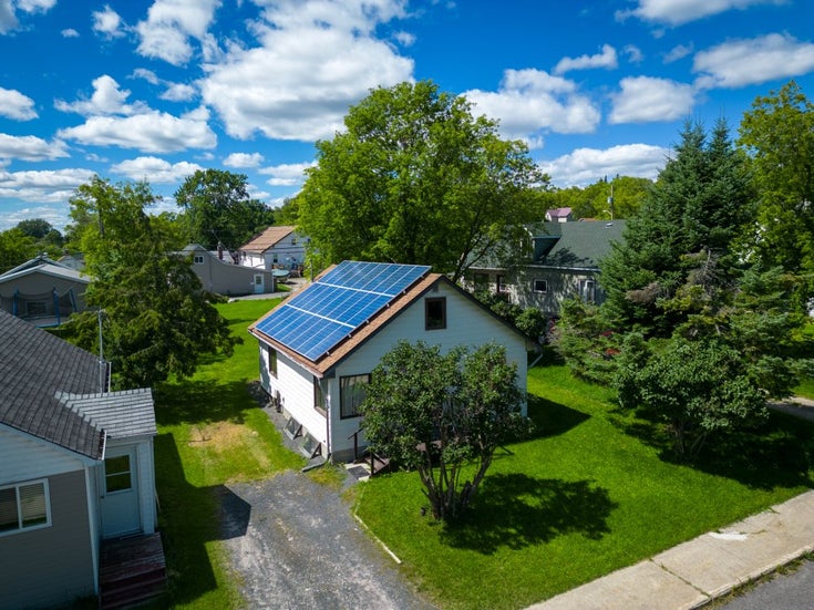 106 Main Street Rideout - Kenora House