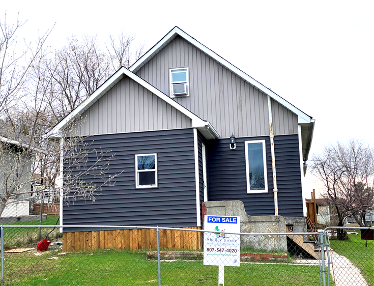 19 Regina Avenue - Kenora House